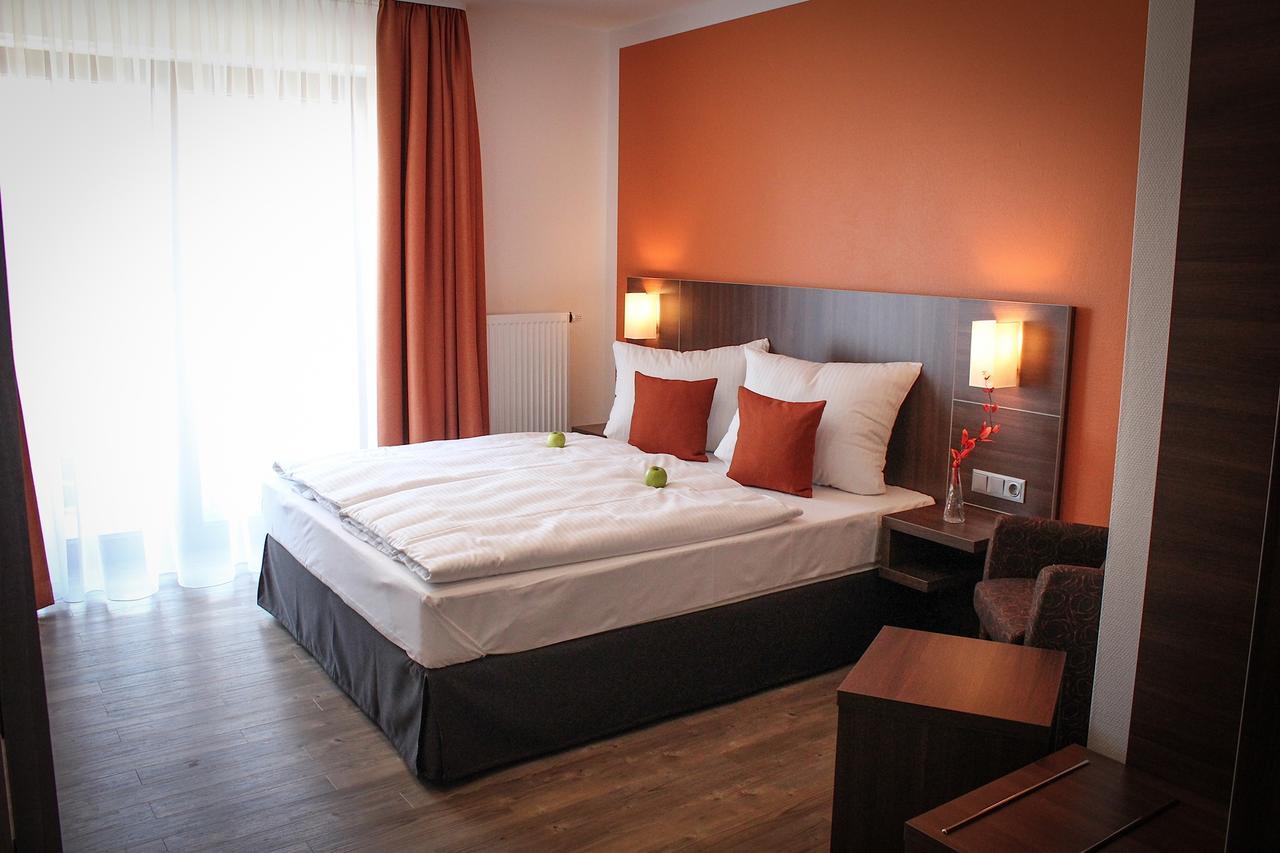 Hotel Rosenhof Garni Pegnitz Exteriör bild